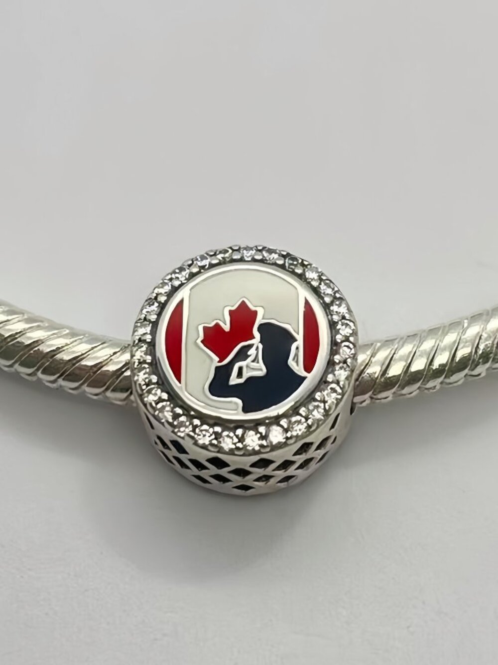 Pandora Salute Our Troops Canada Exclusive Charm